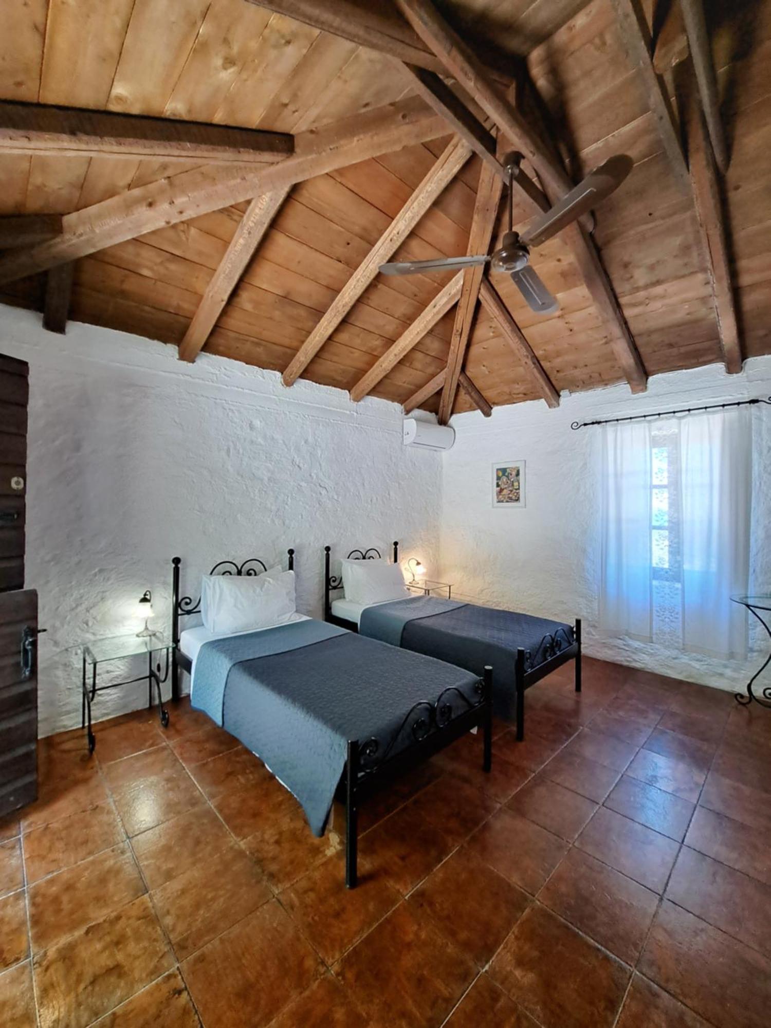 Tsivouli Accommodation Lithakia  Екстер'єр фото