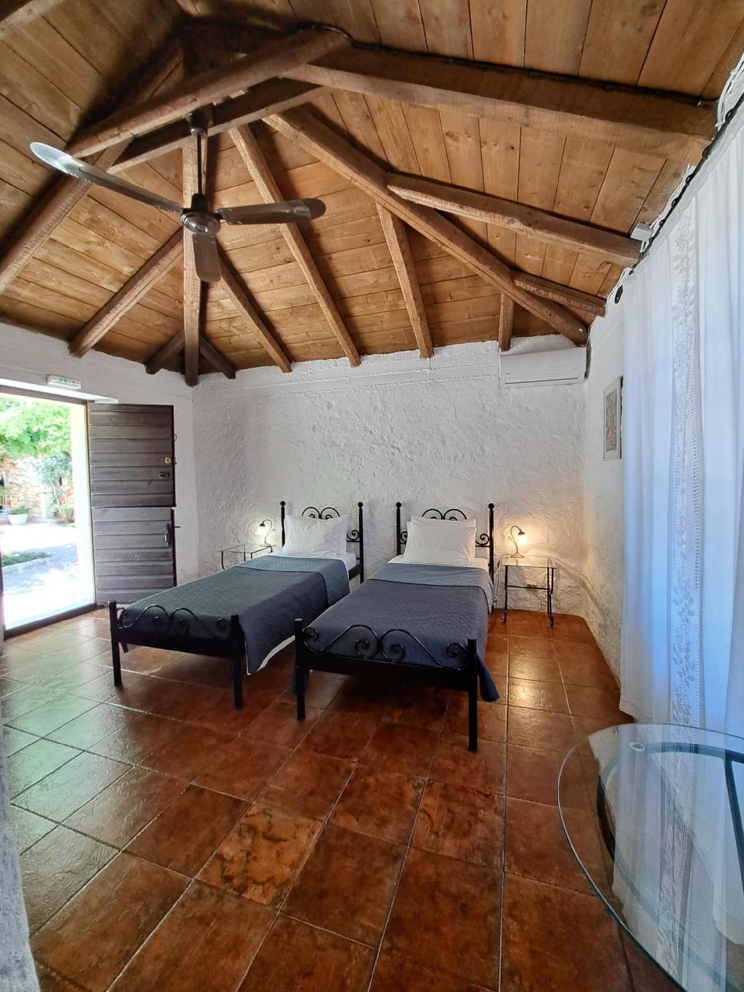 Tsivouli Accommodation Lithakia  Екстер'єр фото