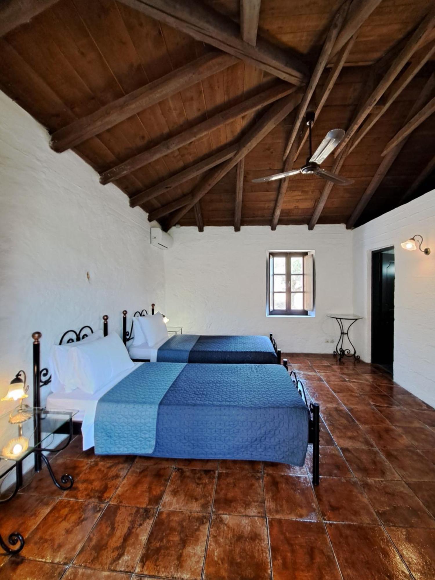 Tsivouli Accommodation Lithakia  Екстер'єр фото