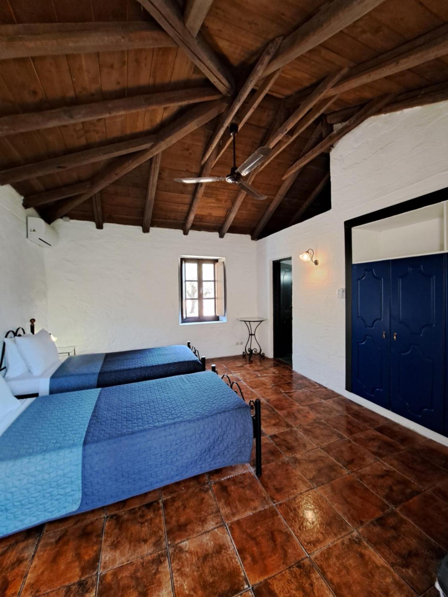 Tsivouli Accommodation Lithakia  Екстер'єр фото